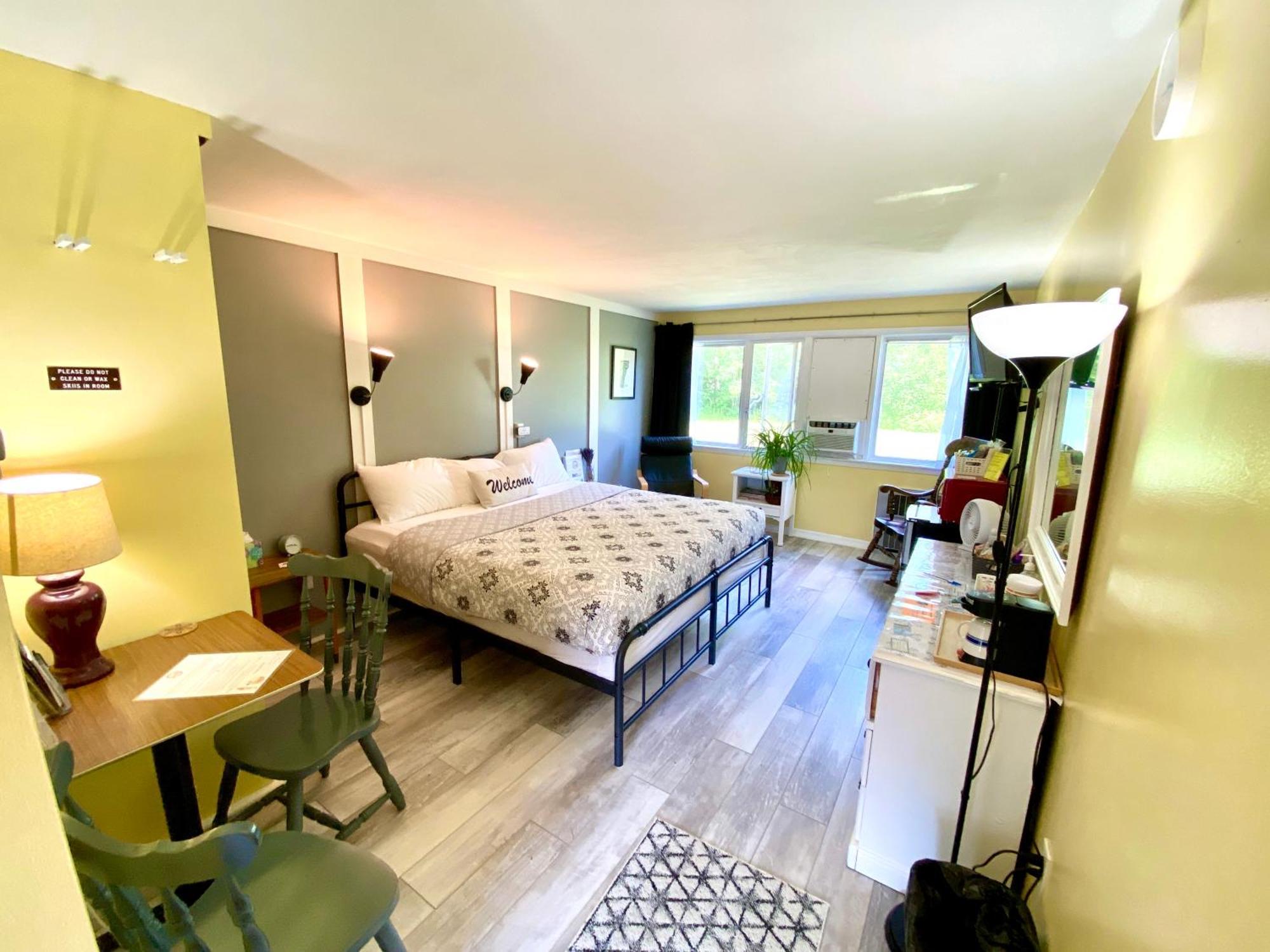 Snowdon Chalet Motel Londonderry Eksteriør billede