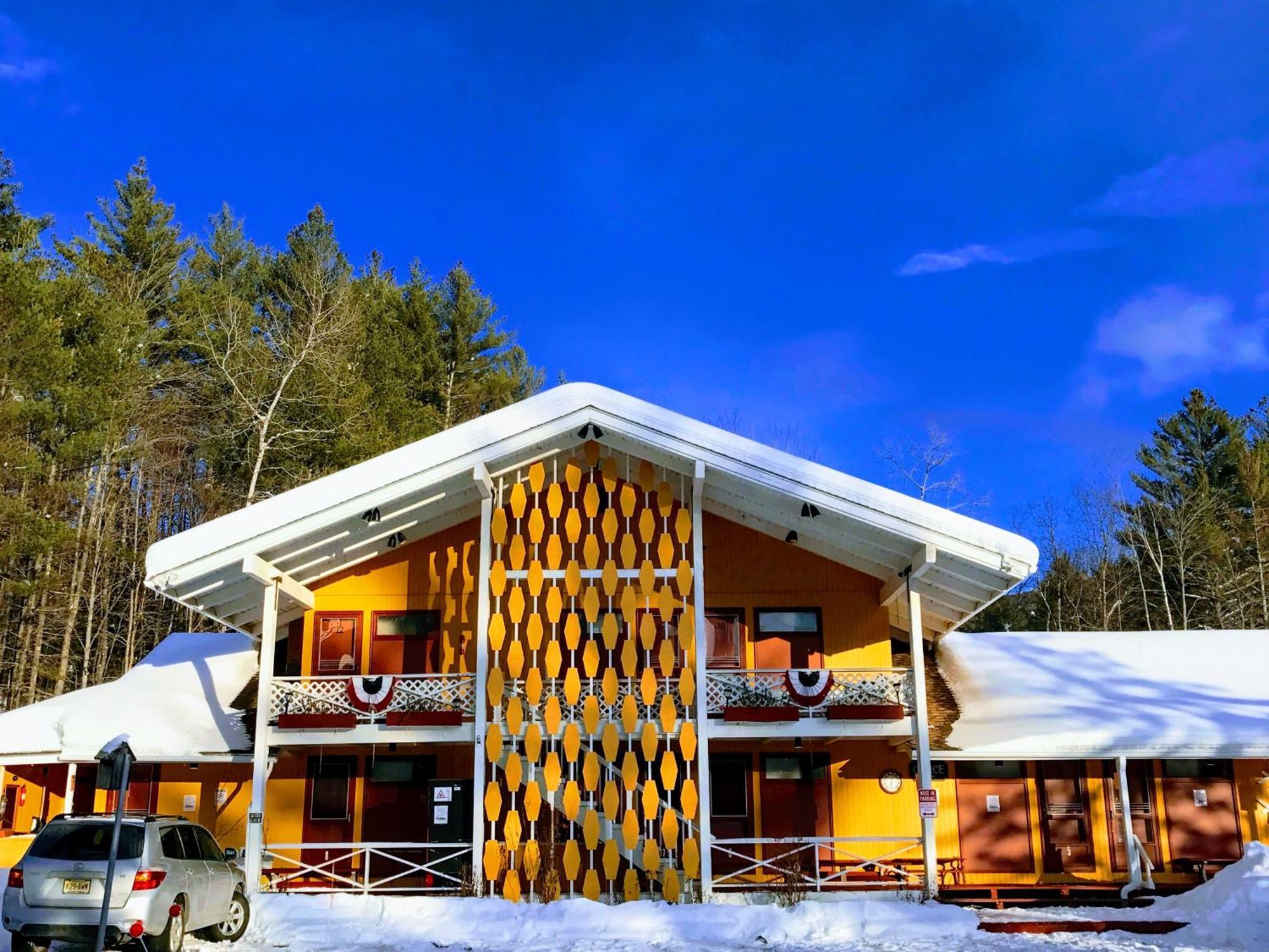 Snowdon Chalet Motel Londonderry Eksteriør billede