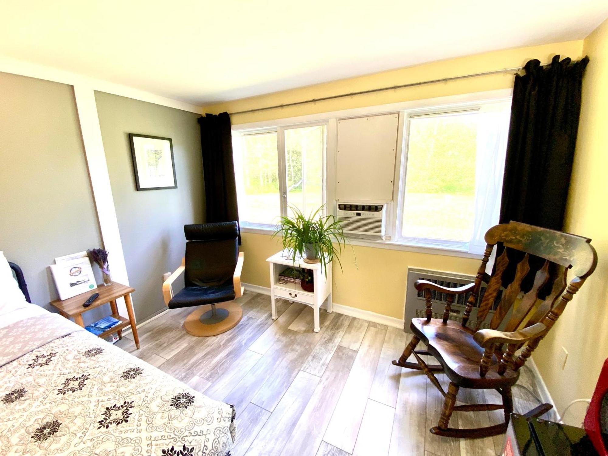 Snowdon Chalet Motel Londonderry Eksteriør billede
